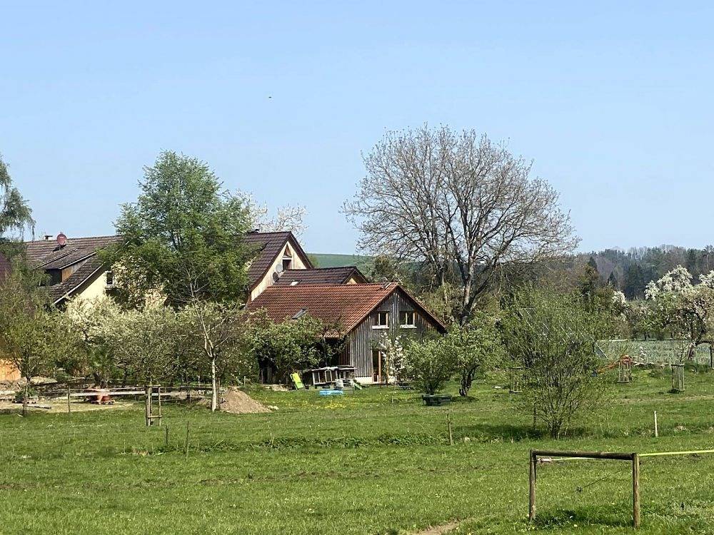 Entire holiday apartment, Helchenhof - Pferde Wohnung in Überlingen, Region Bodensee-Oberschwaben