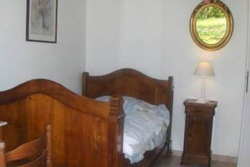 Gîte pour 6 Personnes dans Artonne, Massif central, Photo 3