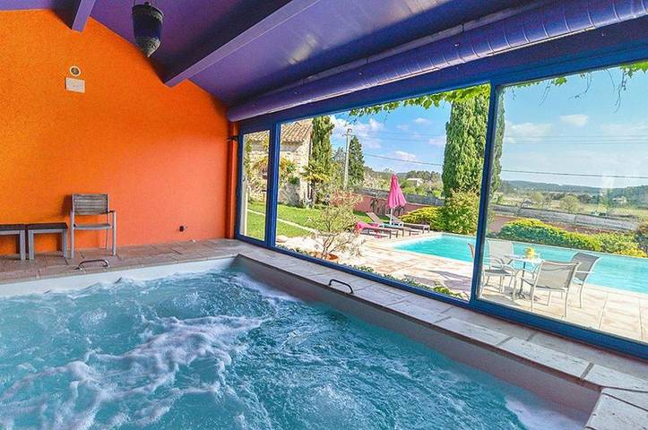 Maison d’hôte pour 7 personnes, avec sauna et jardin ainsi que piscine et jacuzzi en Ardèche - 2