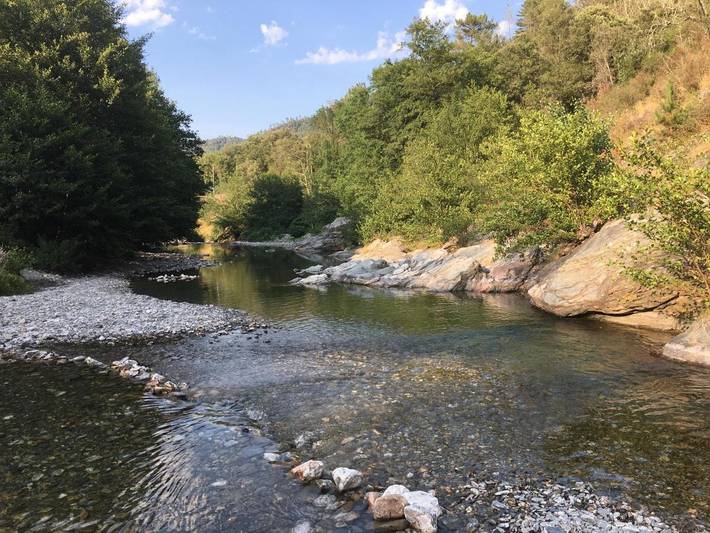 Location de vacances pour 6 personnes, avec jardin à Saint-Étienne-Vallée-Française