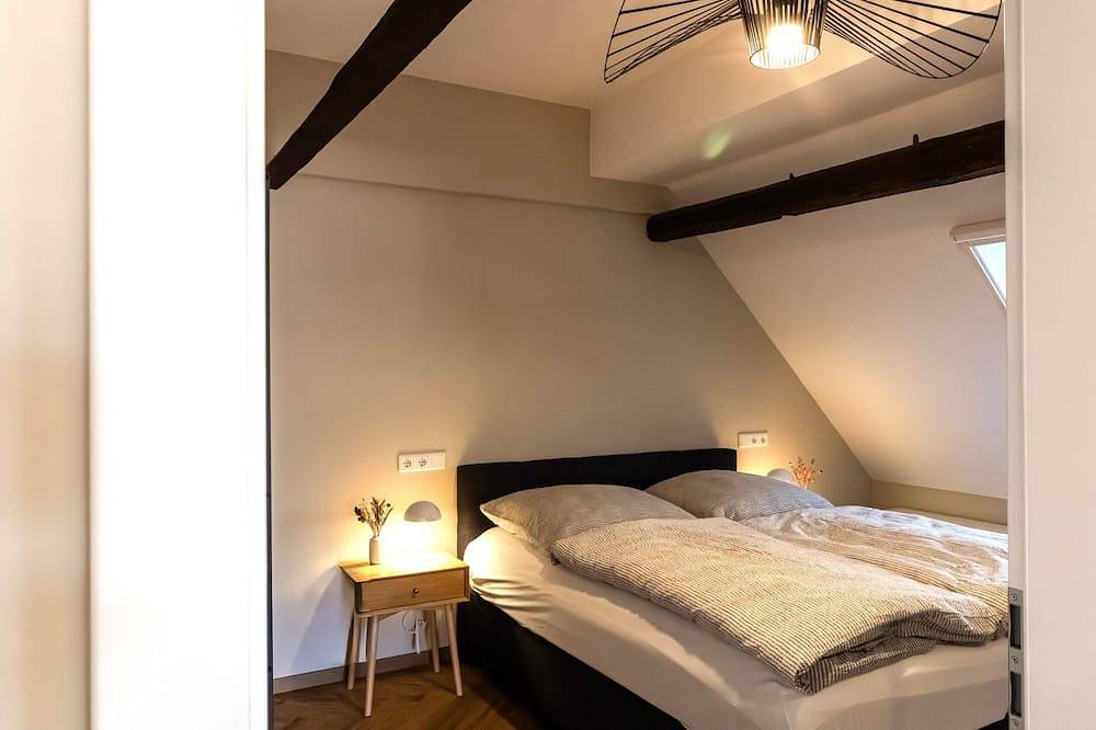 Ganze Wohnung, Moderne, großzügige Ferienwohnung mit Mosel-Panoramaterrasse in Bremm, Cochem-Zell