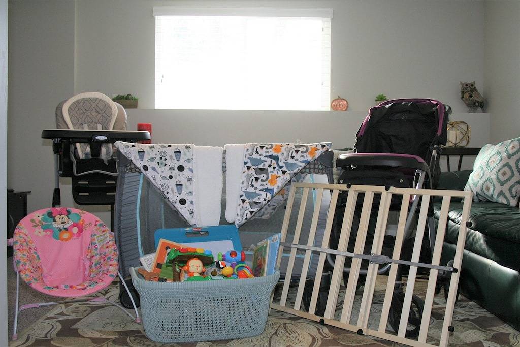 Fliege Weg Nach Hause - wo du die Zwei Geschichtigen Zuhause bekommst! in West Jordan, Salt Lake County (UT)