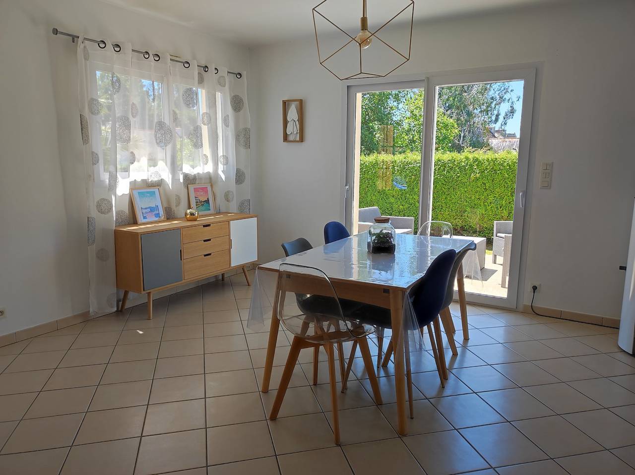 Maison confort Trégomeur avec jardin et parking in Trégomeur, Côte de Goëlo