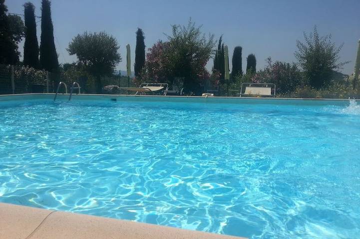 Maison de vacances pour 5 personnes, avec piscine et jardin à Saint-Saturnin-lès-Apt