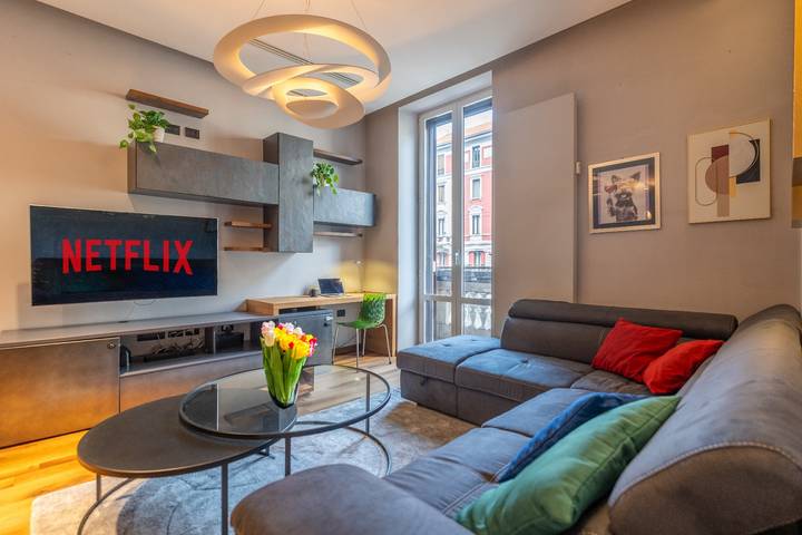 Appartamento vacanze per 8 persone, con balcone a Milano