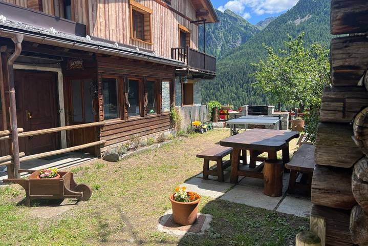 Appartamento per 6 persone, con Giardino a Ayas