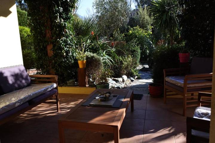 Chambre d’hôte pour 2 personnes, avec vue et jardin