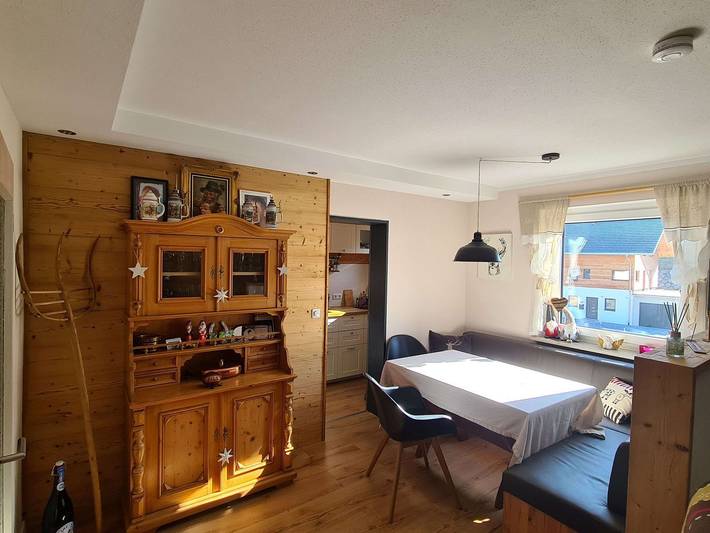 Ganze Wohnung, Komfortable Ferienwohnung mit überdachter Terrasse in ländlicher Lage. in Steibis, Oberstaufen