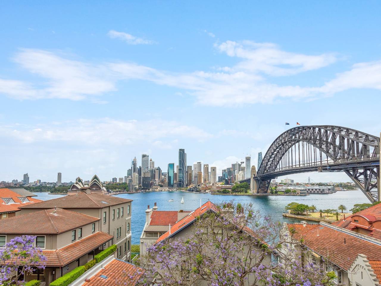 Entire apartment, Boutique 2-Bed with Stunning Sydney Harbour Views in Kirribilli, Sydney