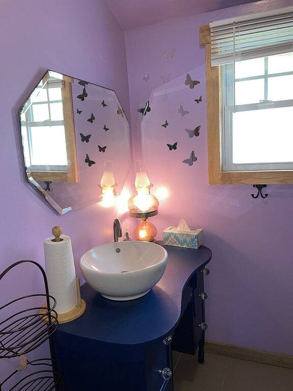 Farm Life! The Rosemary Cabin at Bluff Mountain Nursery in Madison County (NC)