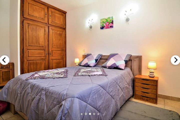 Location de vacances pour 10 personnes, avec jardin et jacuzzi à Saint-Laurent-la-Vernède - 2