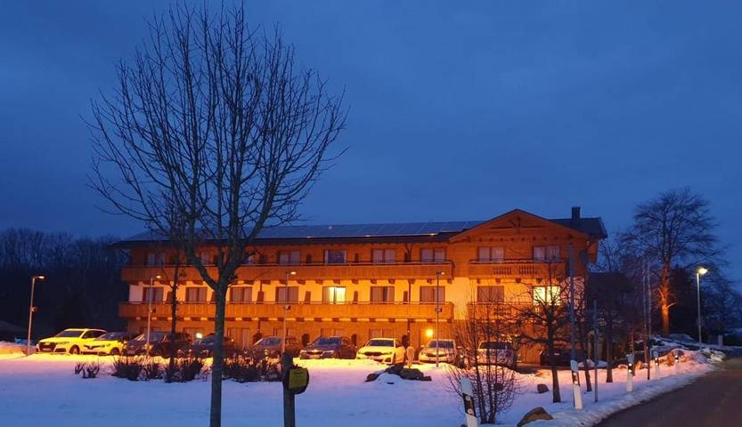 Hotel für 2 Personen, mit Terrasse und Sauna in Bad Marienberg - 2