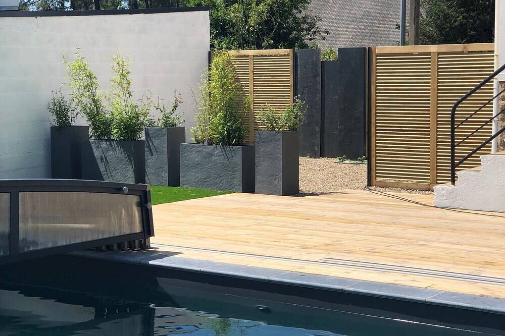 Anwesen mit 3 unabhängigen Wohnungen mit beheiztem Pool in Carnac, Côte des Mégalithes