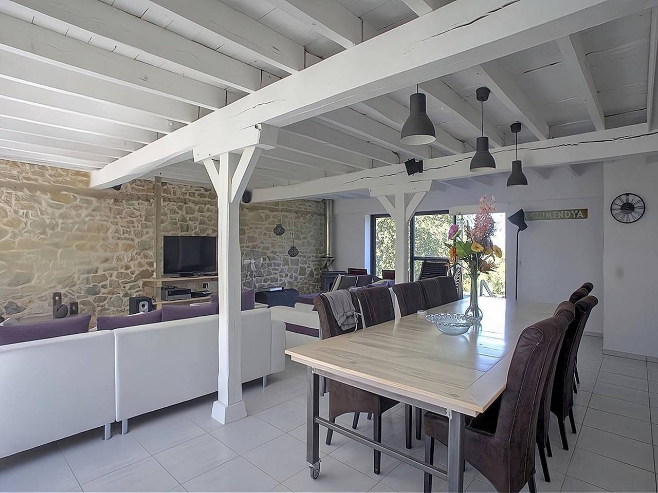 Inviting holiday home in Gourdon with terrace in Gourdon, Lot