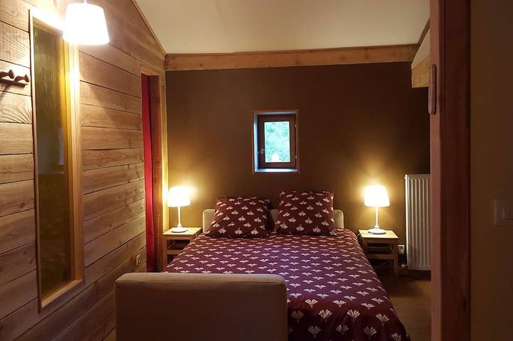 Location de vacances pour 4 personnes, avec Terrasse et Jardin à Annonay