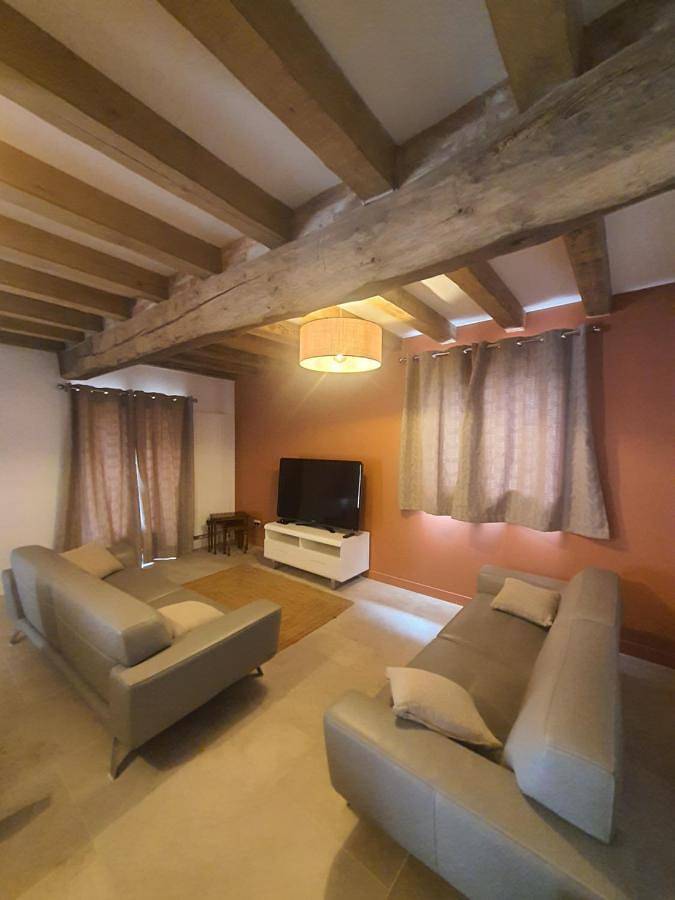 Location de vacances pour 6 personnes, avec terrasse et jardin à Foulbec - 2