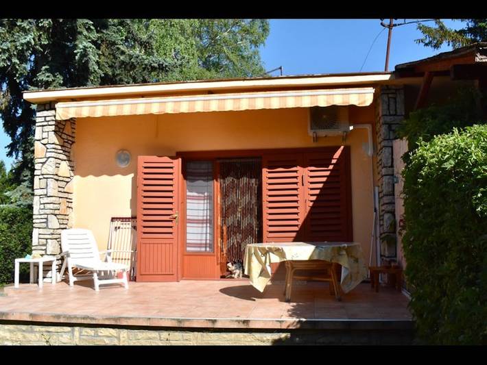 Ferienhaus für 5 Personen, mit Balkon/Terrasse und Garten sowie Ausblick in Ungarn