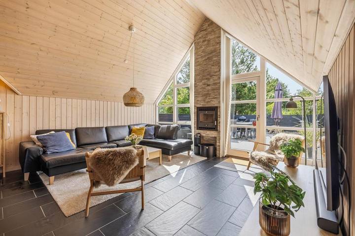 Villa für 10 Personen, mit Balkon/Terrasse und Whirlpool sowie Sauna in Blavand - 4