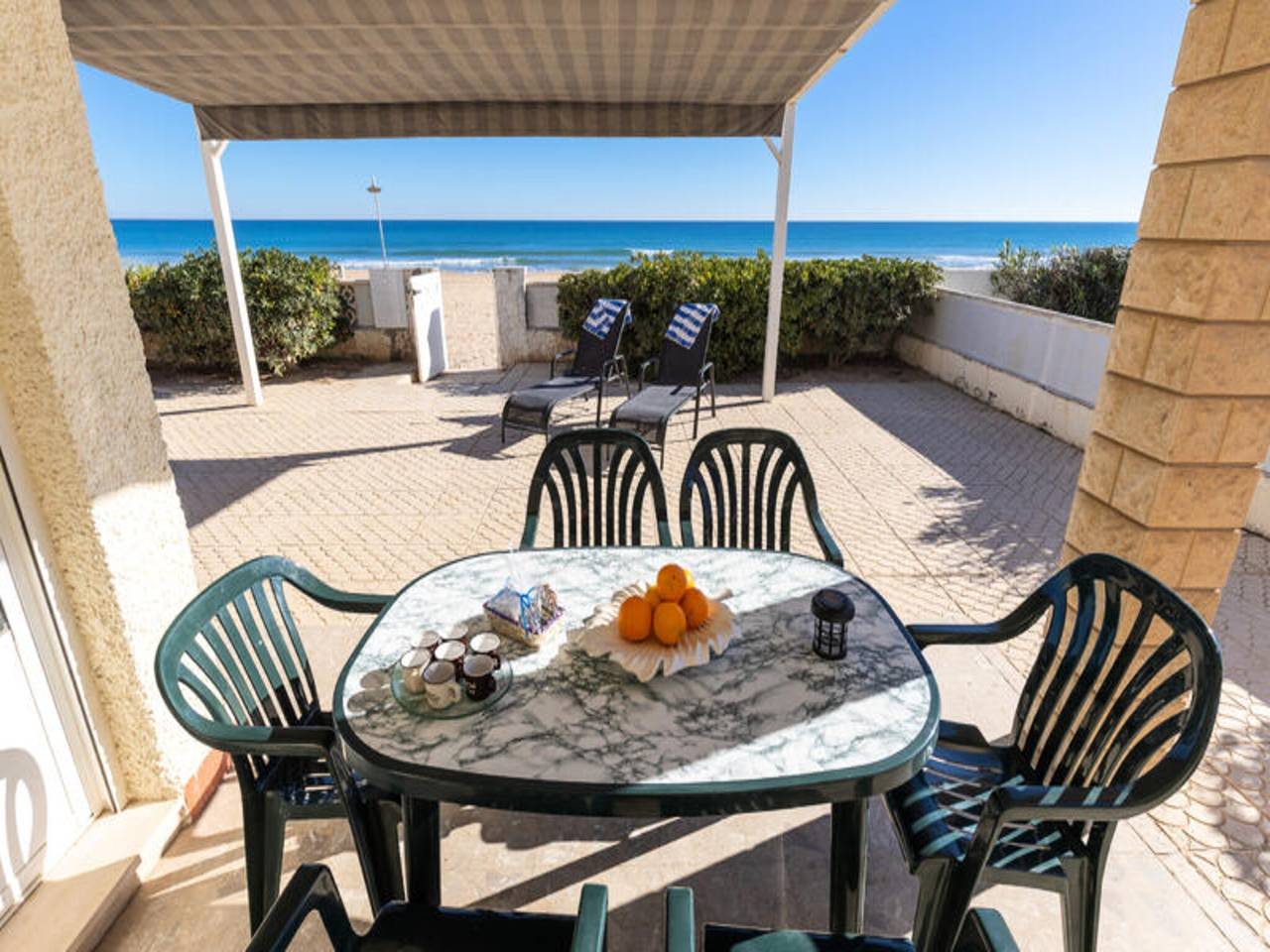 Apartamento entero, Villa en Guardamar con Acceso Playa in Playa Moncayo, Guardamar del Segura