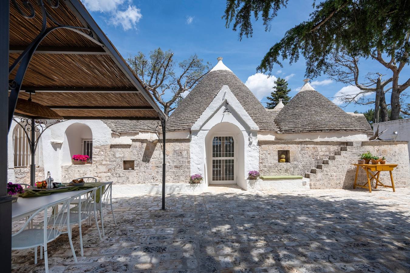 Villa 'Trulli Del Minareto' con vista sulle montagne, terrazza privata e Wi-Fi in Selva di Fasano, Fasano