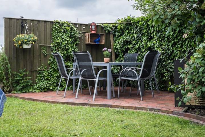 Ganze Wohnung, Ferienwohnung 'Emil Nolde' mit Privatterrasse, Gemeinschaftsgarten und Wi-Fi in Rodenäs, Nordfriesland