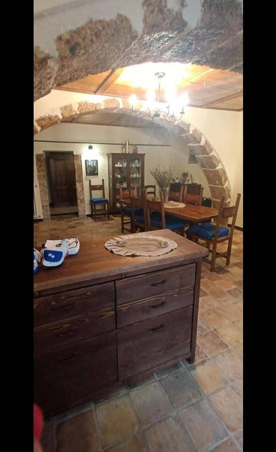 Appartamento per 4 persone, con terrazza, con animali domestici in Calascio