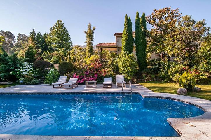 Apartamento para 15 personas, con Balcón y Terraza además de Jardín y Piscina en Gondomar