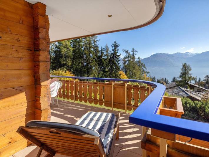 Chalet pour 4 personnes, avec balcon à Crans-Montana - 2
