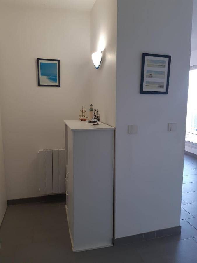 Gîte pour 4 personnes, avec vue et jardin dans Plage du Chay - 4