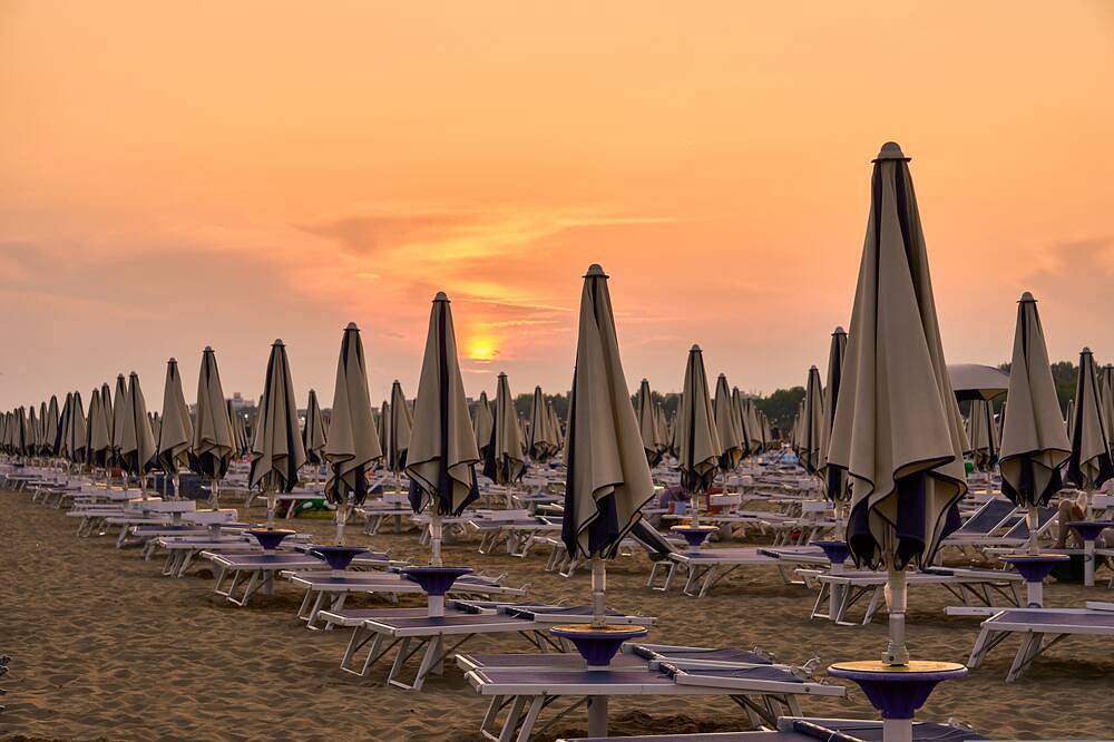 Ganze Wohnung, Geräumiges Apartment für bis zu 7 Gäste mit Balkon von Beahost Rentals in Bibione, Venedig Provinz