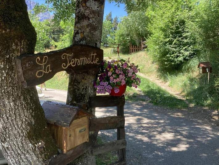 Location de vacances pour 4 personnes, avec Balcon ainsi que Terrasse et Vue dans Chauffayer