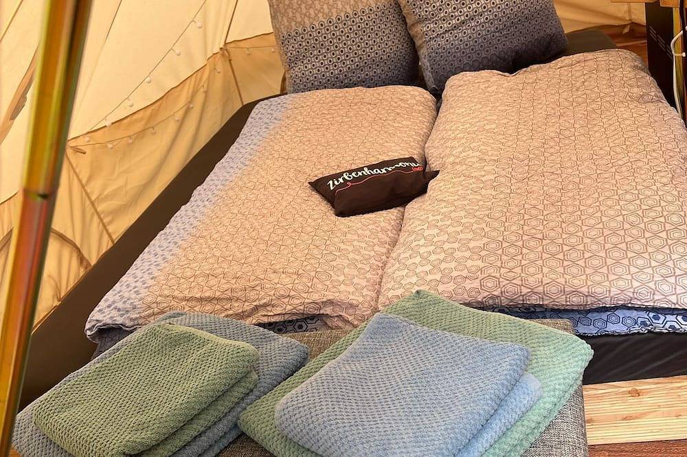 Henrys Cozy Tinyhouse mit Premium Zelt- ruhig und idyllisch mit Garten in Würzburg, Fränkisches Weinland
