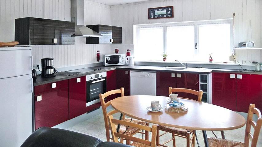 Location de vacances pour 4 personnes, avec jardin dans Plage des Dunes (Penvénan) - 3