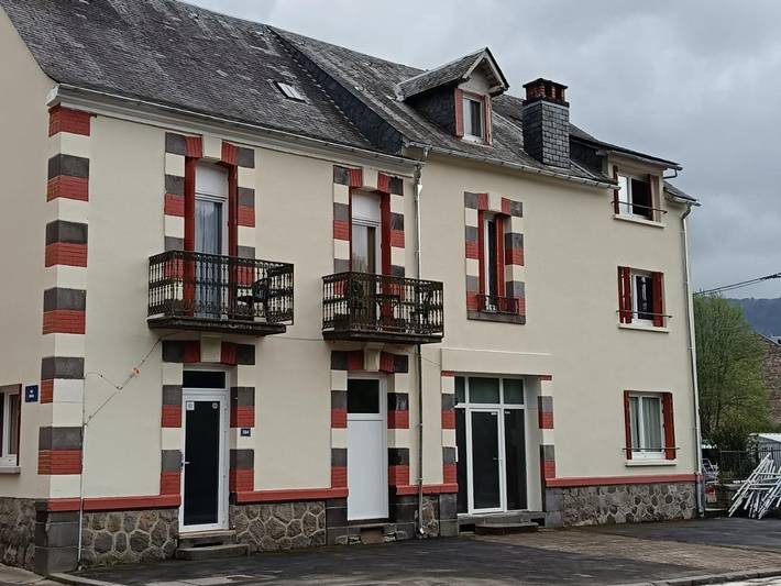 Location de vacances pour 8 personnes, avec balcon et vue dans Gare De La Bourboule - 3
