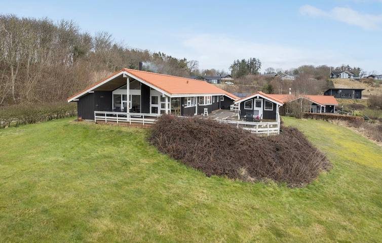 Ferienhaus für 8 Personen, mit Terrasse