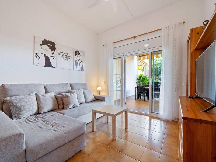 Apartamento vacacional entero, Apartamento céntrico con jardín privado y piscina in Platja d'Aro, Costa Brava