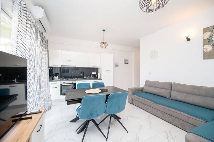 Ferienwohnung für 4 Personen, mit Balkon/Terrasse in Zadar (Kommun)