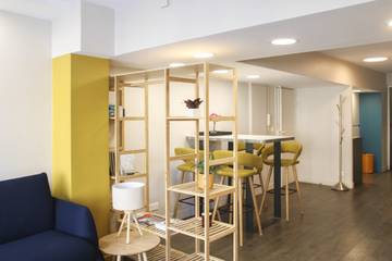 Vacation Rental for 4 Guests in 1st Arrondissement, Paris, Picture 3