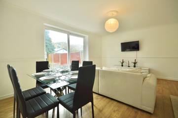 Holiday Home for 6 People in Greenwich, London, Photo 1