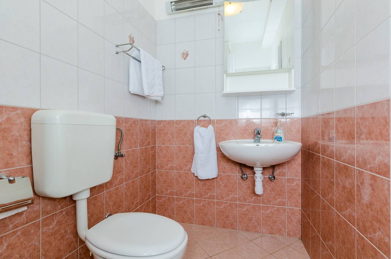 Ganze Wohnung, Ferienwohnung für 3 Personen mit Meerblick in Mlini, Dubrovnik-Neretva