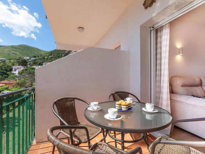 Apartamento para 3 personas, con balcón en Llansá