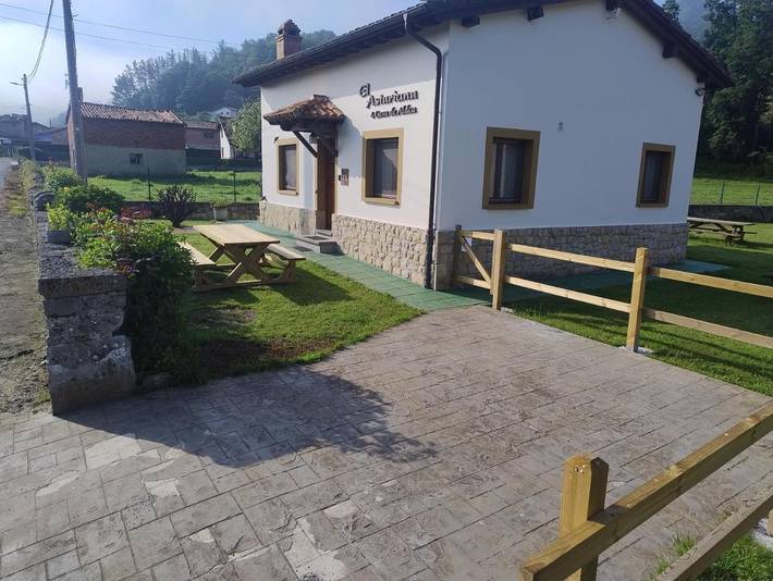 Casa rural para 4 personas, con jardín y vistas en Cangas de Onís - 2