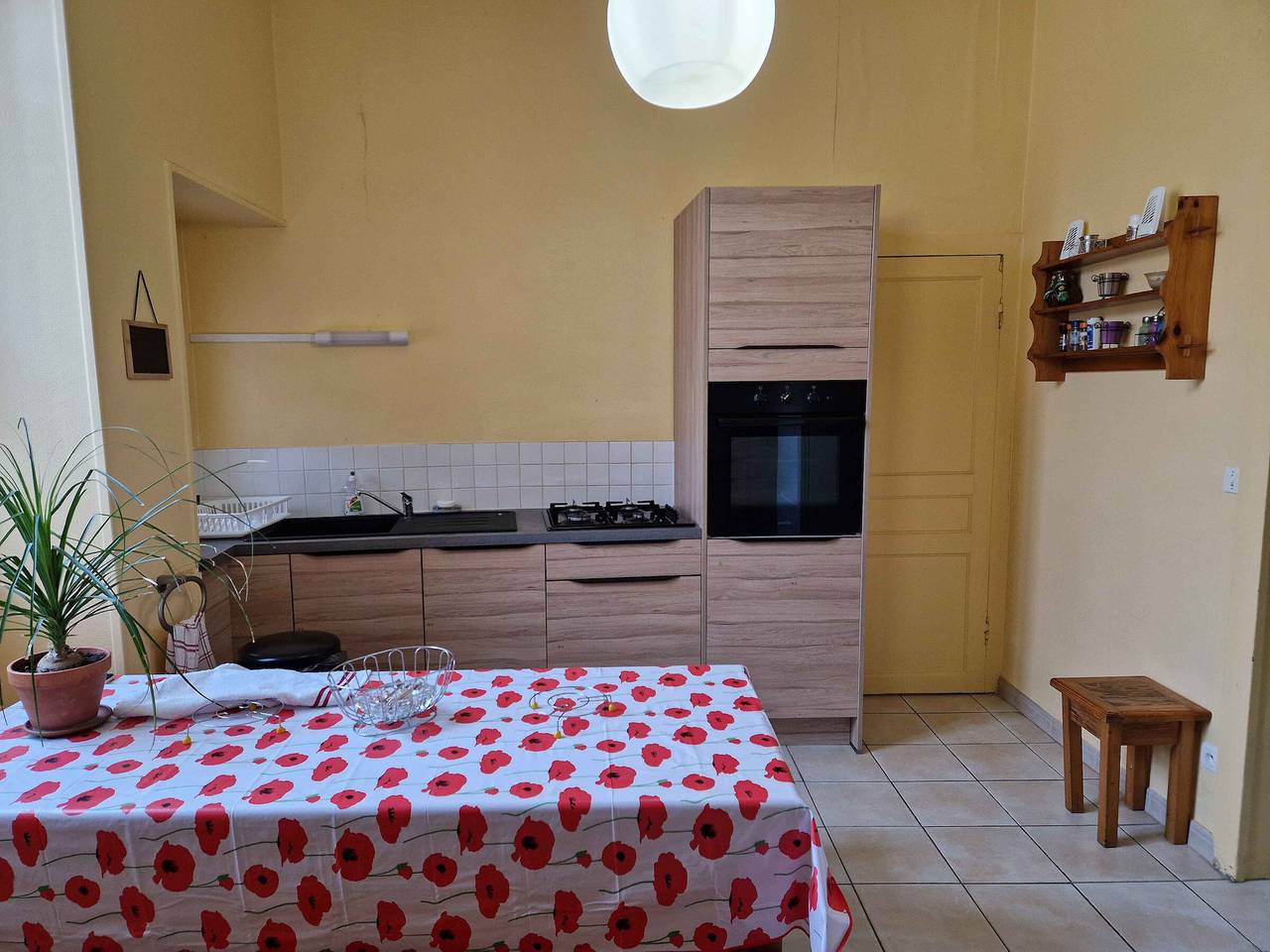 Geräumige Wohnung mit Hof und Parkplatz in Marcenay in Marcenay, Montbard und Umgebung