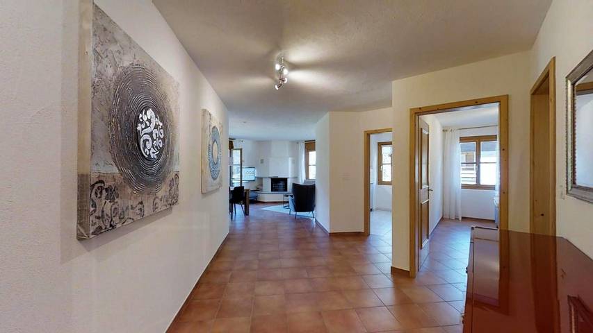 Ferienwohnung für 4 Personen, mit Balkon und Ausblick in Bregaglia - 2
