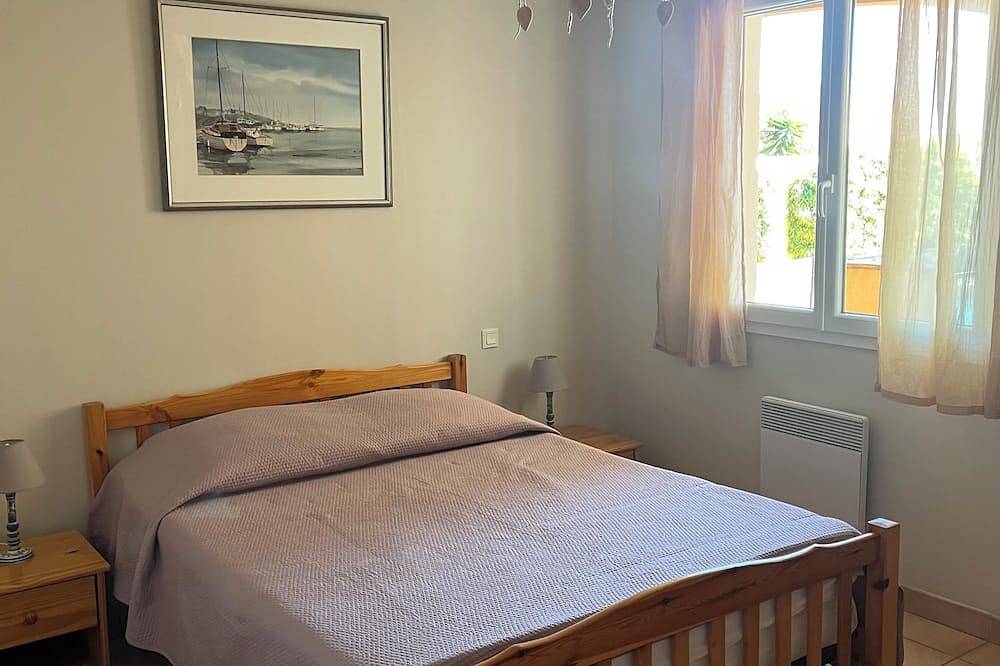 Villa Clémencia 🌞 Heated pool (May to September), 10 minutes from the beach! in Bessan, Côte d'Améthyste