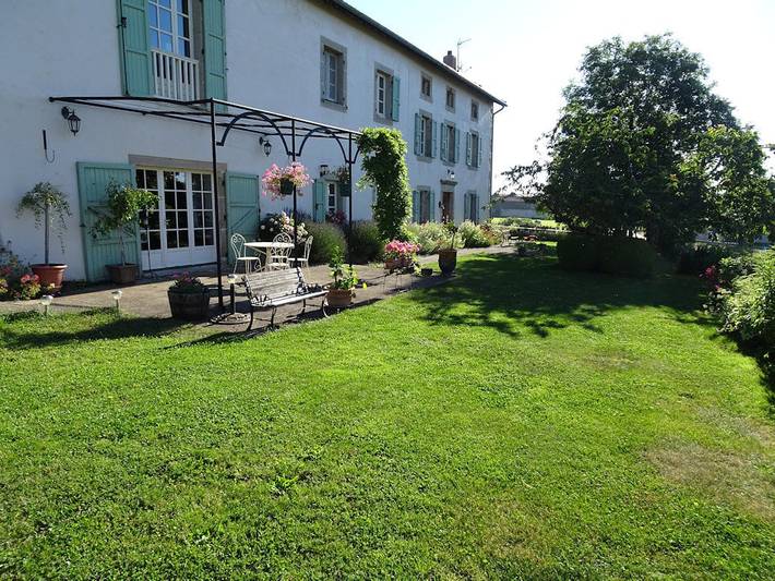 Chambre d’hôte pour 4 personnes, avec jardin, animaux acceptés