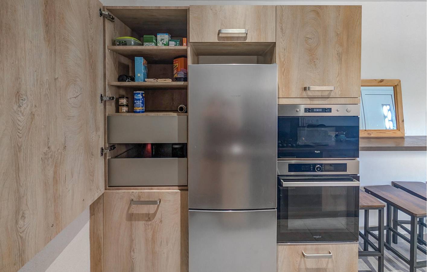 Appartement de vacances entier, Appartement confortable avec parking, WiFi et pêche in Bellaffaire, Région de Forcalquier
