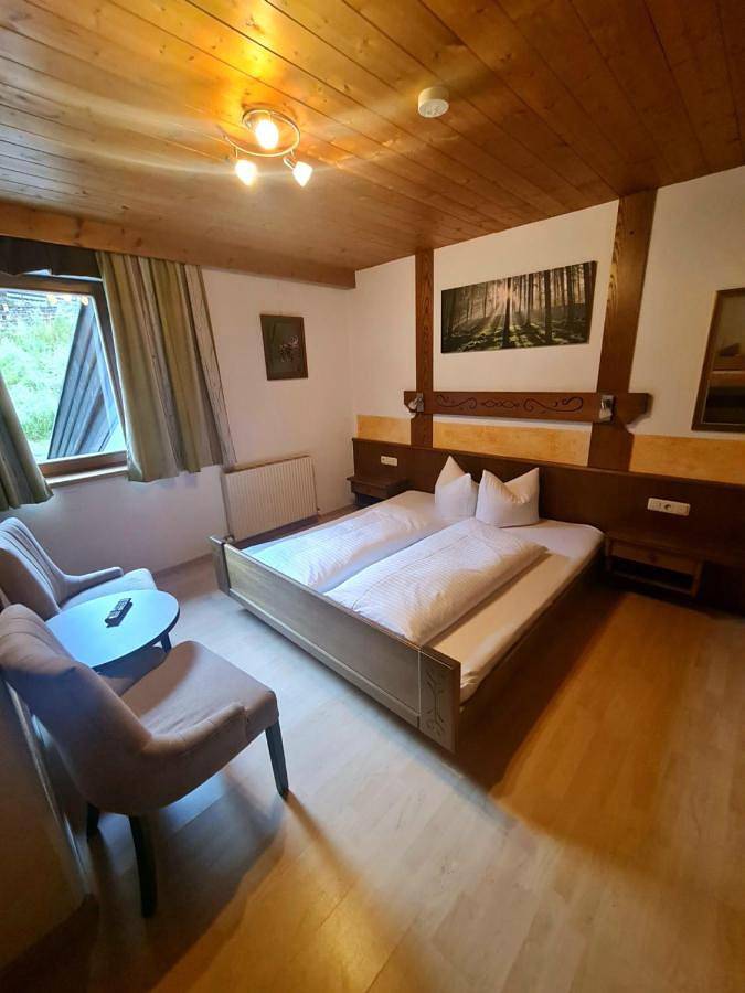 Ferienwohnung für 10 Personen, mit Balkon und Terrasse sowie Sauna und Ausblick in Ladis - 4
