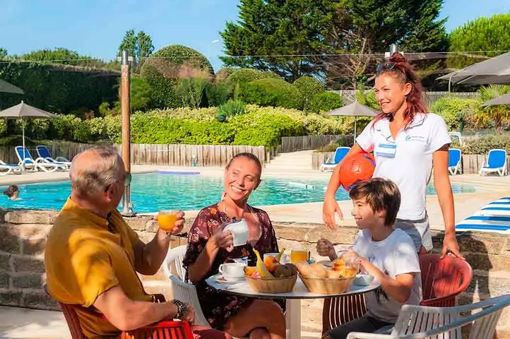 Gîte pour 3 personnes, avec piscine à Batz-sur-Mer - 4