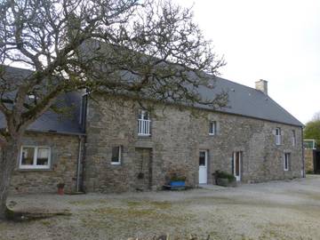 Location de vacances pour 10 personnes, avec vue et jardin à Gréville-Hague